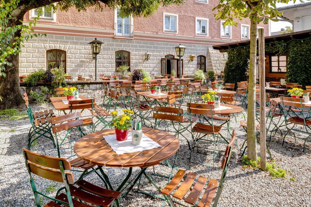 Altstadt- Und Businesshotel Pfaubraeu - Brauereigasthof - Fruehstuecksbuffet - Kostenfreie Radgarage - Hunde Willkommen Trostberg an der Alz Oda fotoğraf